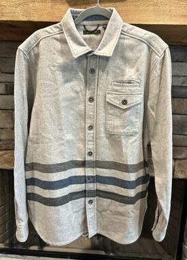 Men’s JEREMIAH Gray Striped Flannel Shirt Shacket Size L *A3